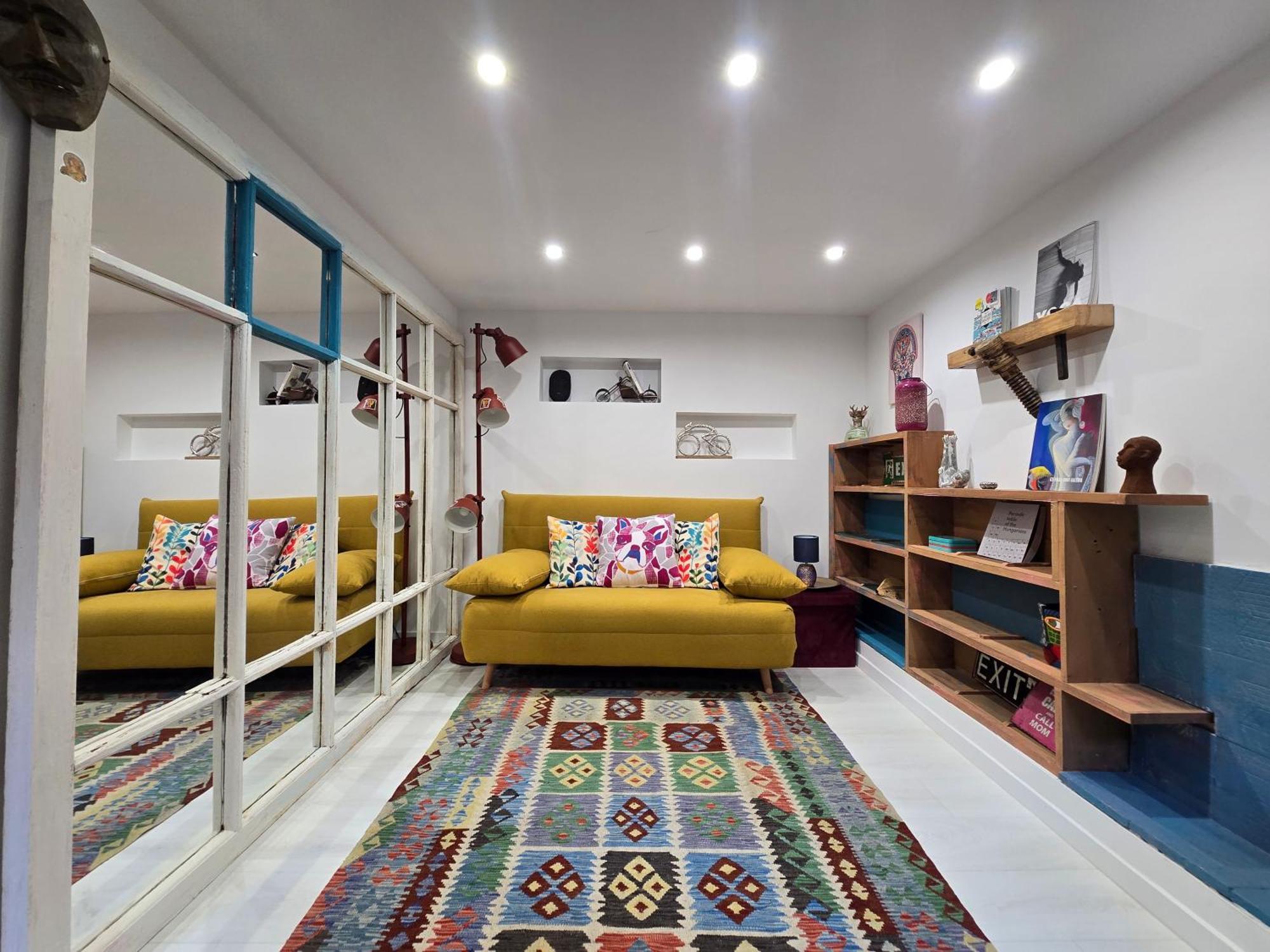 Charming & The Hidden Gem On Akacfa Str Apartment *